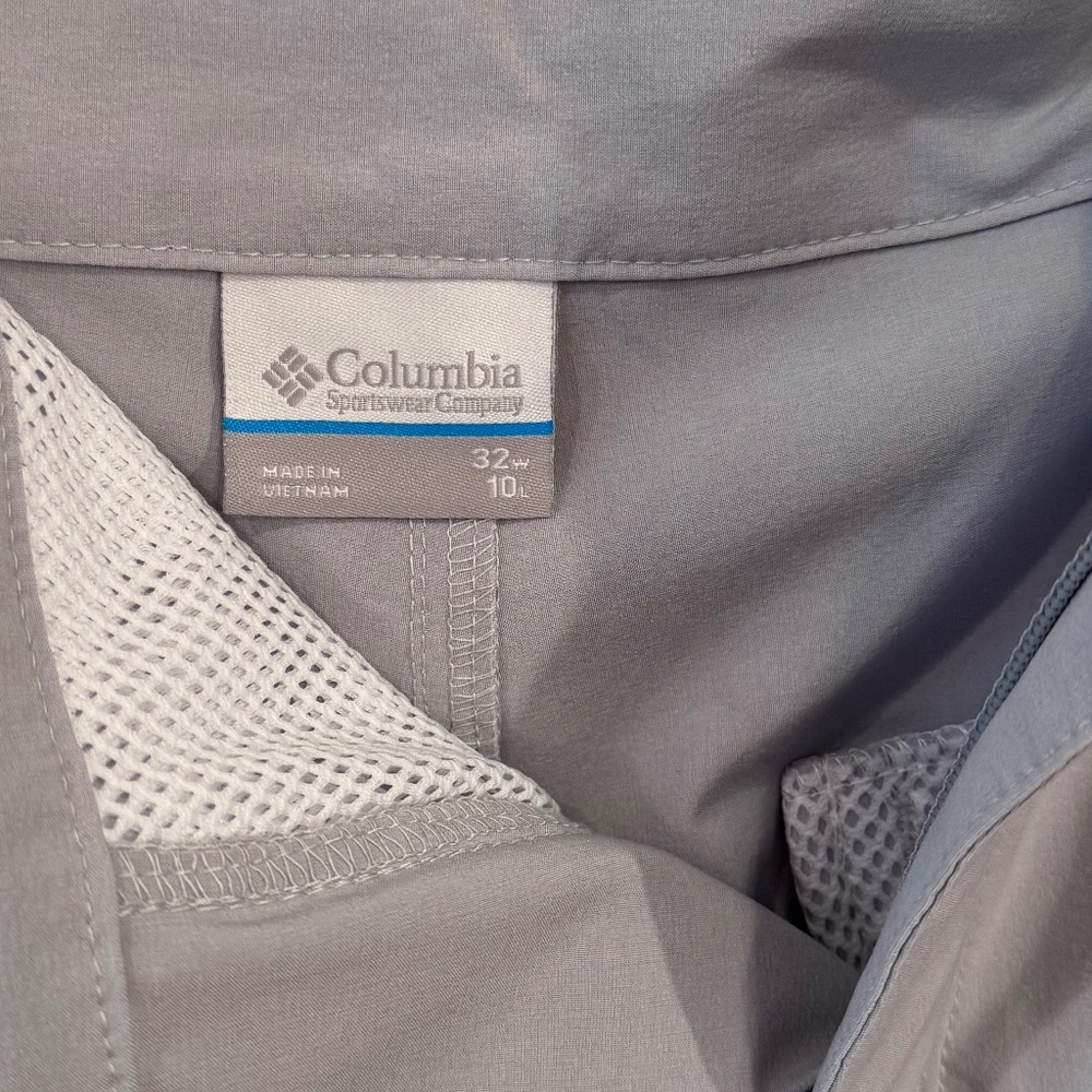 🌷🌷 PRICE ⬇️Columbia Mens 32" waist shorts - Picture 11 of 15